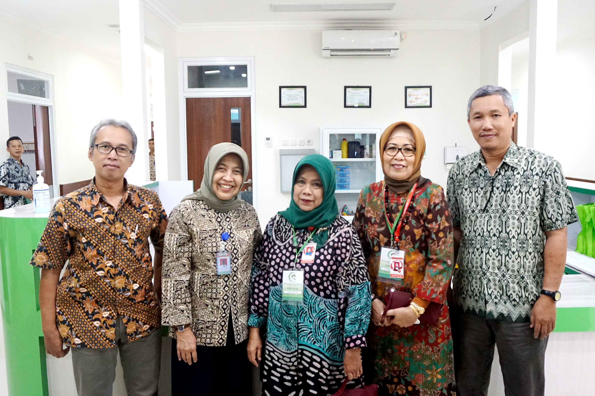 TIM AKREDITASI RUMAH SAKIT JULIANA